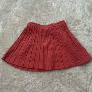 Elegant Pink Knit Skirt